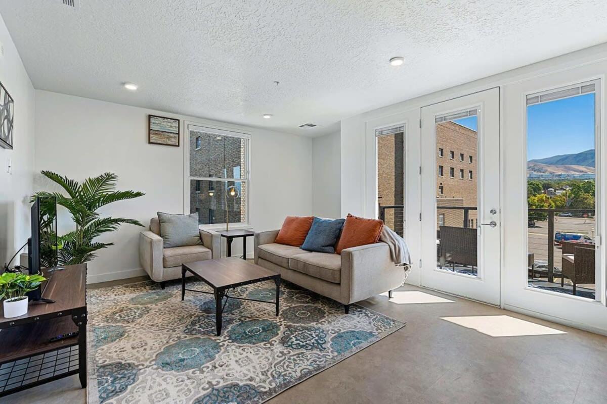 2Br Luxury Urban Escape Balcony & Fitness Center Daire Salt Lake City Dış mekan fotoğraf